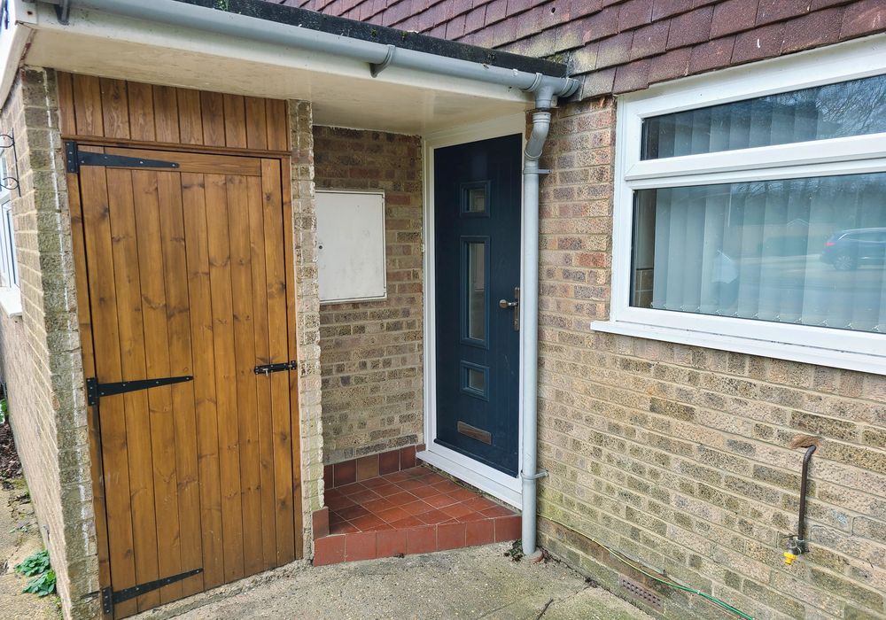 Property photo 2 of 20