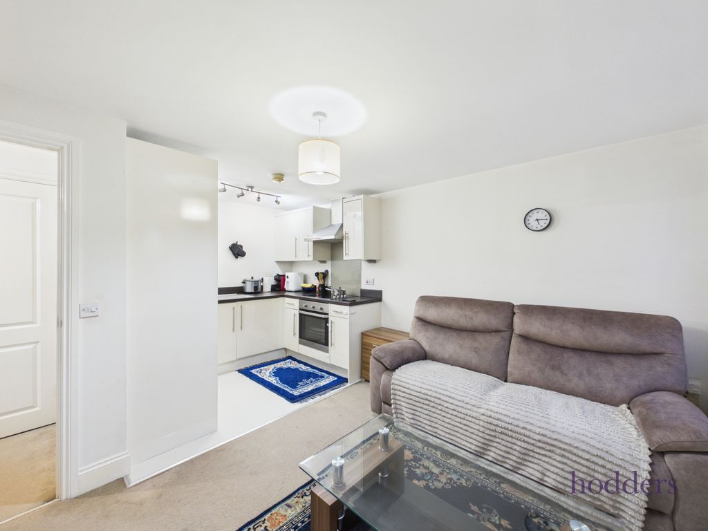 Property photo 2 of 8 Picture No. 06