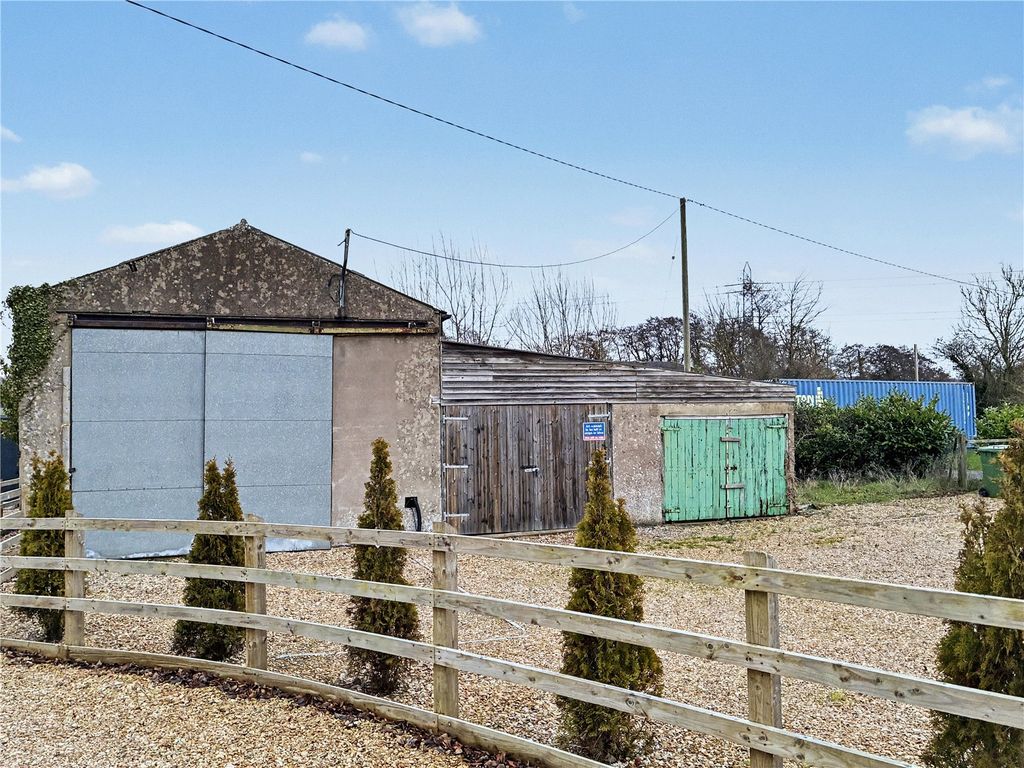 Property photo 2 of 11 Picture No. 08