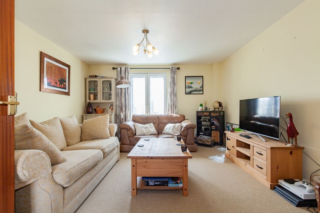 Property photo 3 of 8 128209