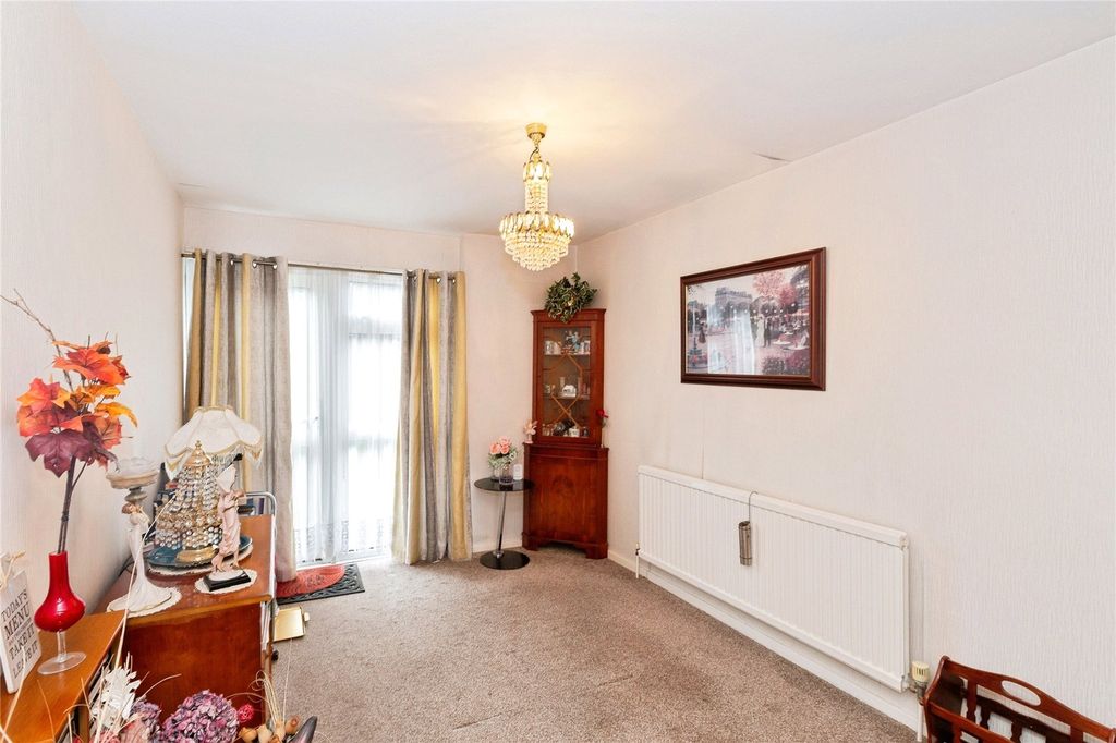 Property photo 3 of 13 Picture No. 04