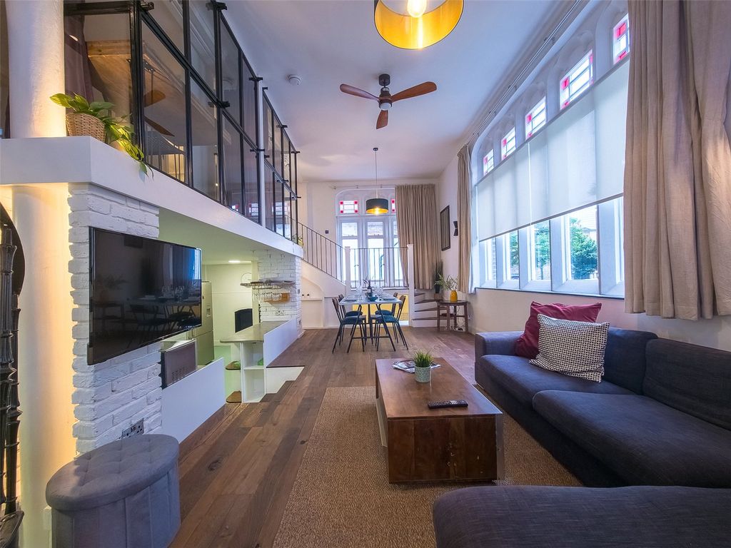 Property photo 1 of 22 Reception Room