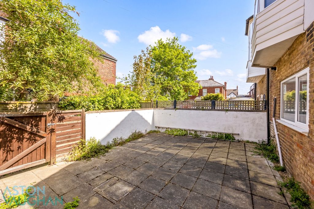 Additional image 15 of 6 bed terraced house to rentRugby Road, Worthing BN11