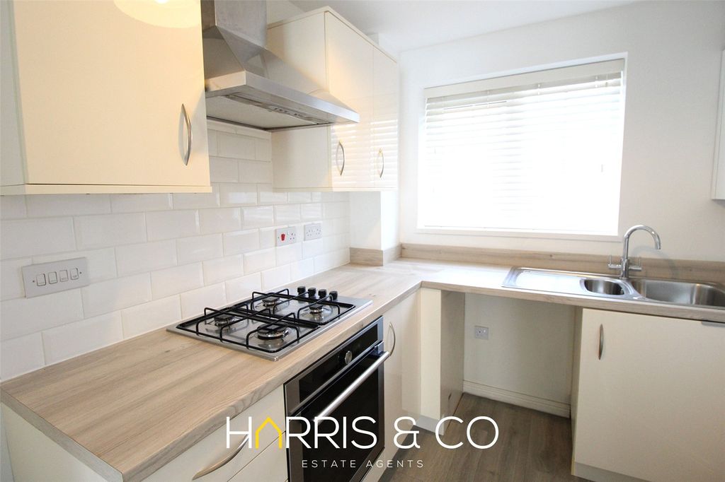 Property photo 3 of 12 Picture No. 33