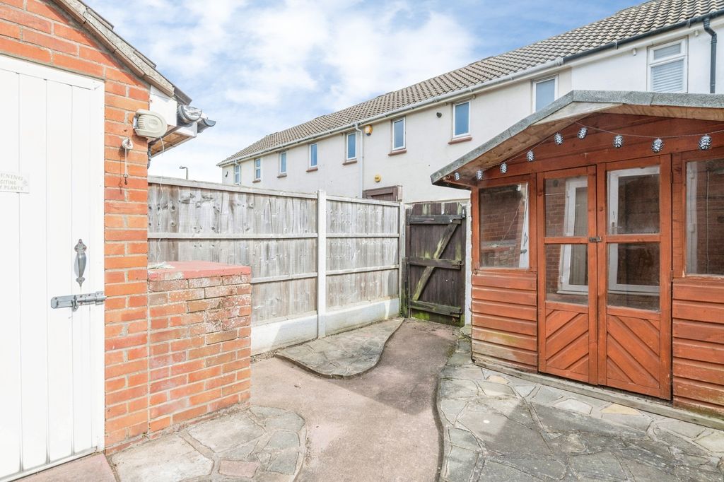 Property photo 2 of 15 Picture