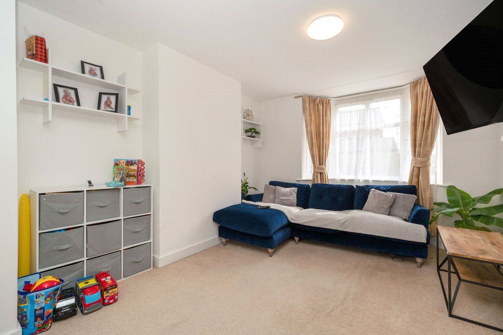 Property photo 2 of 13 Picture No. 04