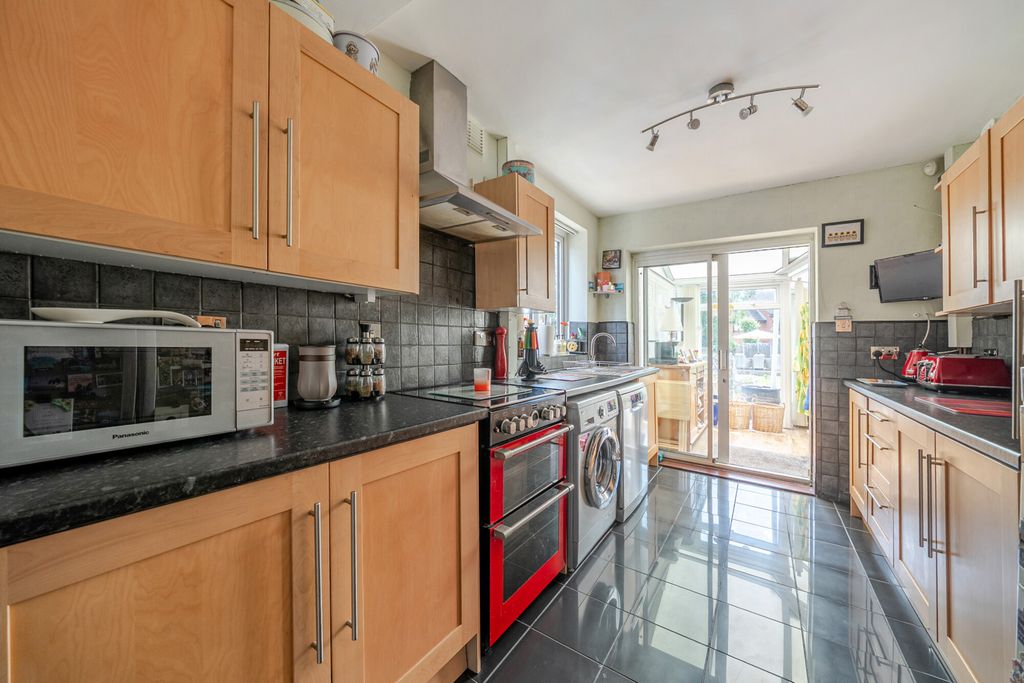 Property photo 2 of 22 1465251-13-6A1d75...