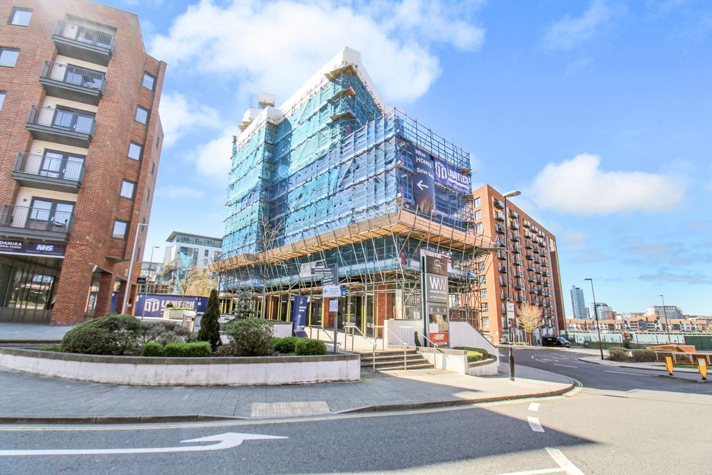 Property photo 1 of 11 Img_6008Dp