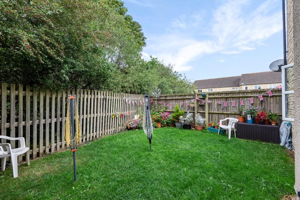 Property photo 3 of 10 Garden View