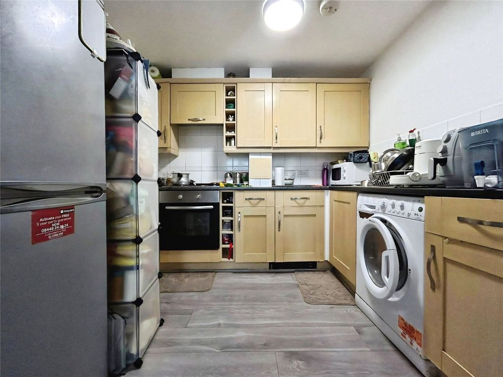 Property photo 3 of 7 Picture No. 13