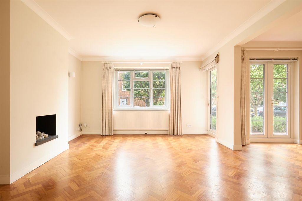 Property photo 1 of 27