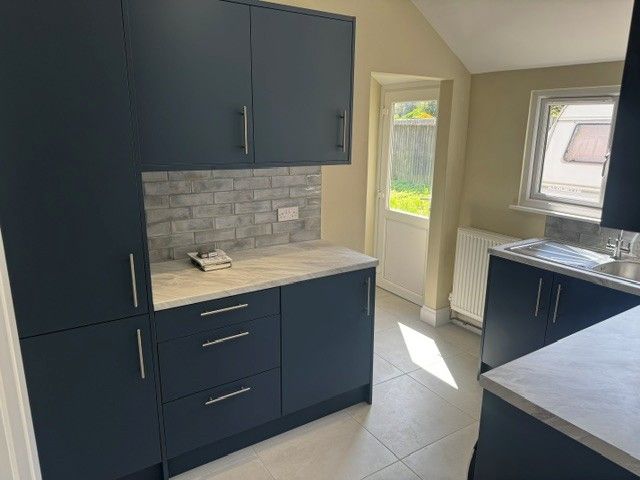 Property photo 2 of 12 Kitchen