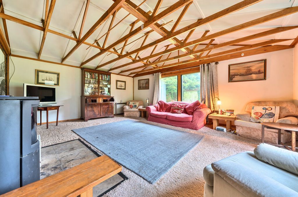 Property photo 3 of 15 1298255-10-683622...