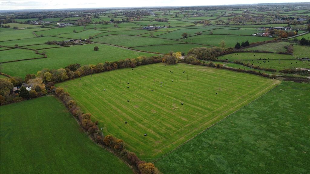 Property photo 3 of 5 12 Acres, Brinkworth