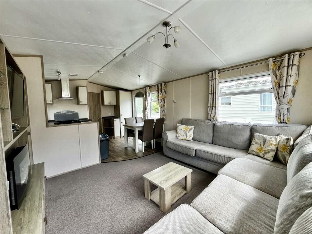 Property photo 2 of 20 4837192