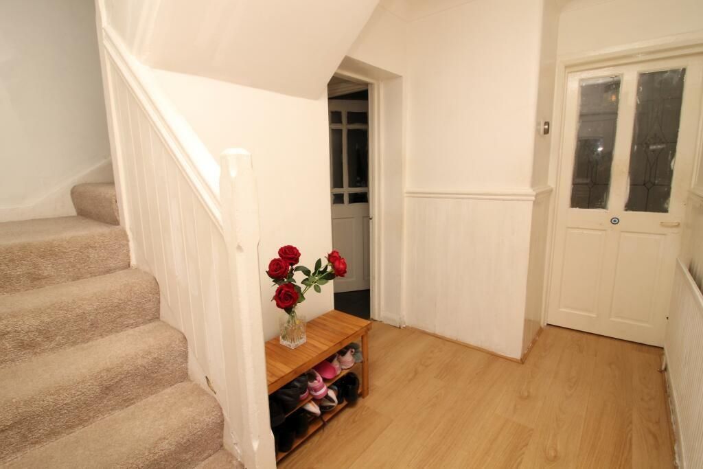 Property photo 3 of 23