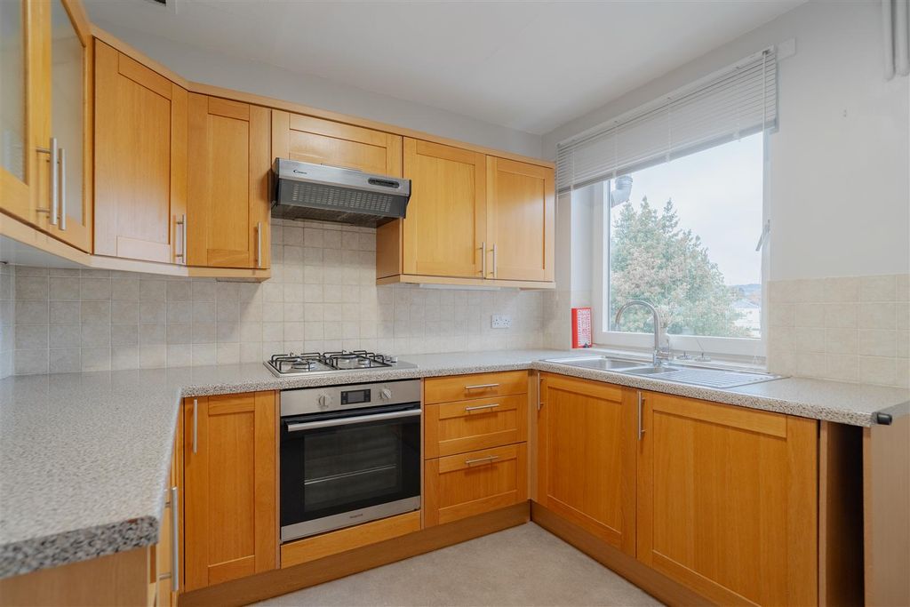 Property photo 2 of 12 Dsc08455-Hdr.Jpg