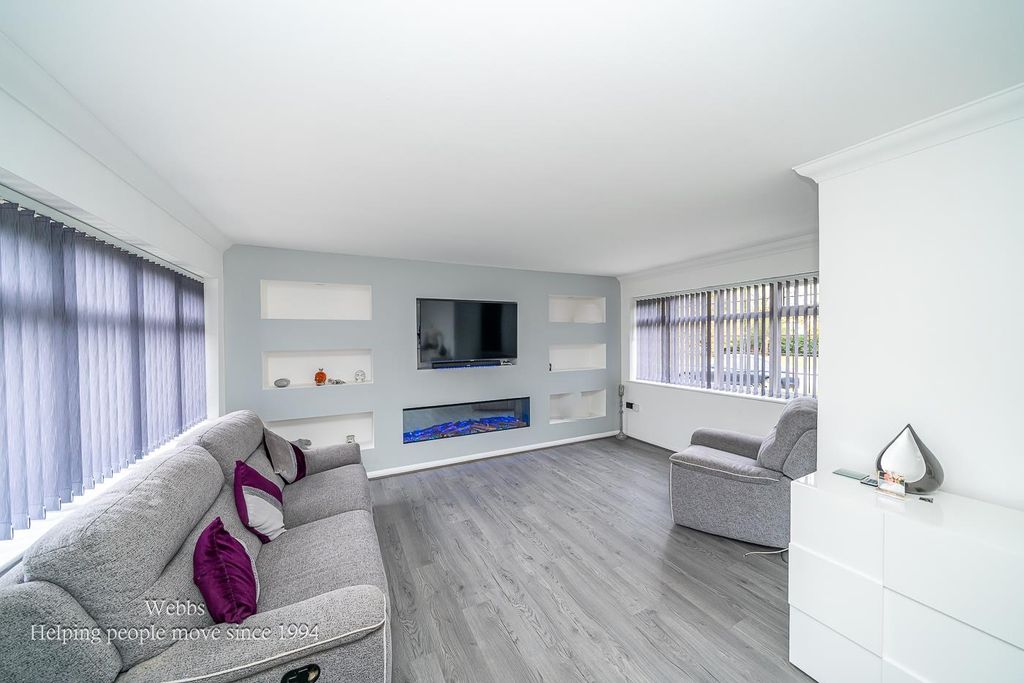 Property photo 2 of 38 Webbs-173.Jpg