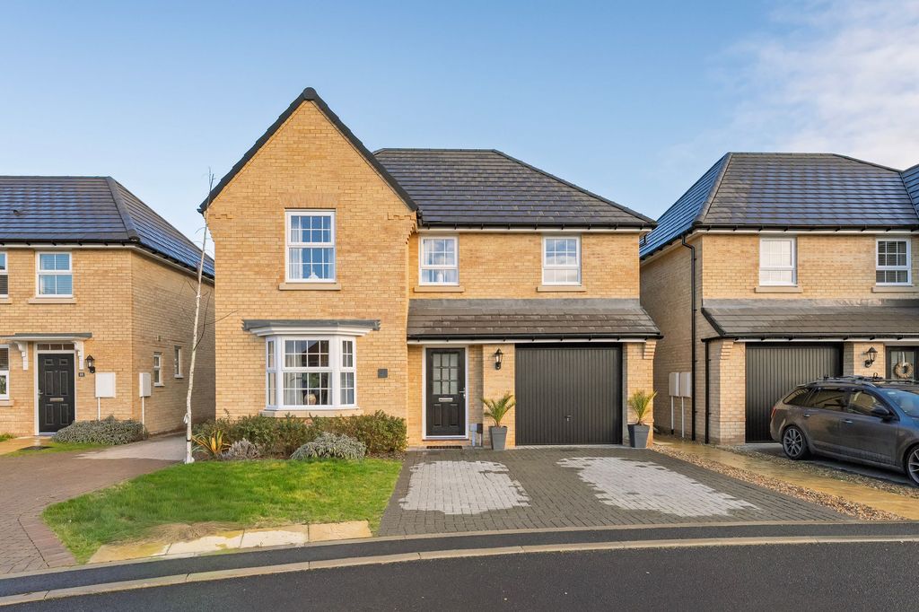 Property photo 1 of 26