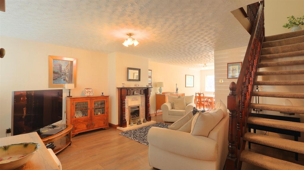 Property photo 3 of 22 Reception Room