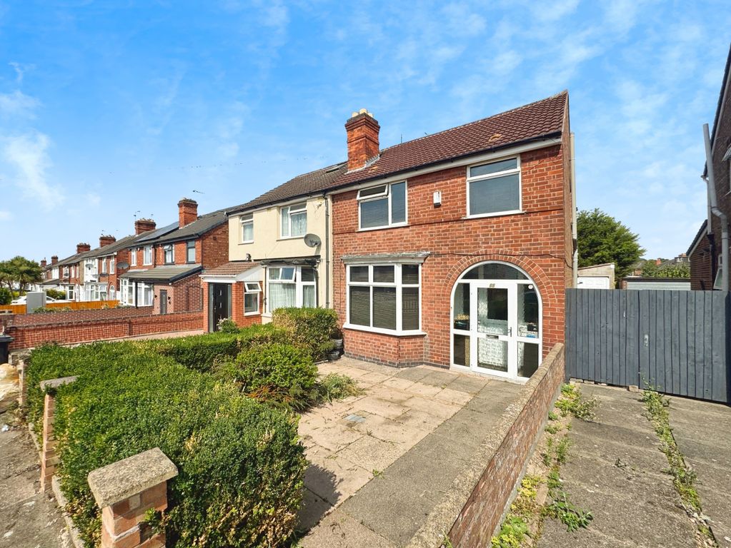 Property photo 1 of 13 66, Crown Hills Avenue, Le5 4He