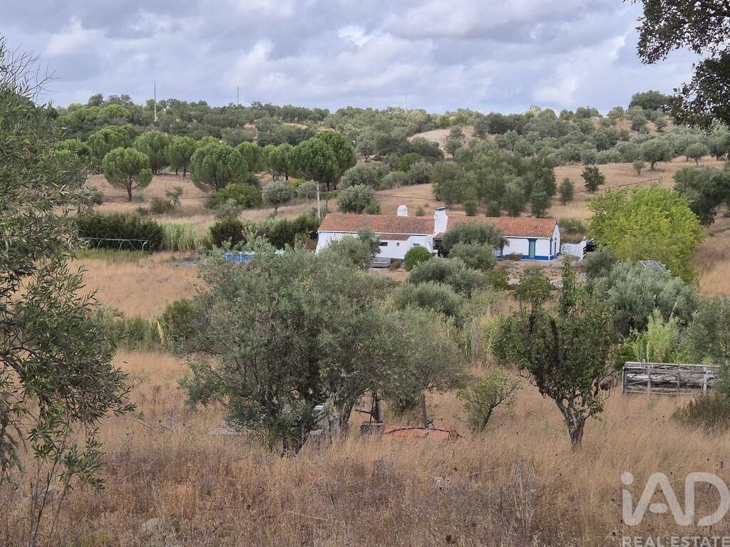 Property photo 3 of 35