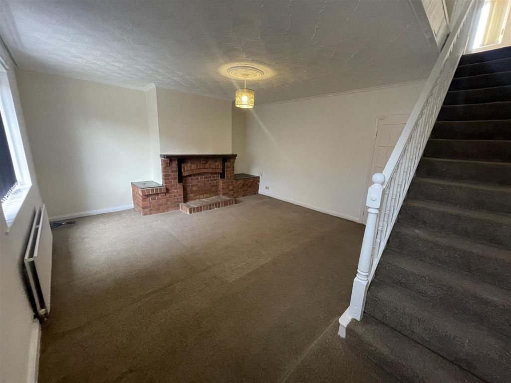 Property photo 2 of 10 19 Ern 6.Jpeg