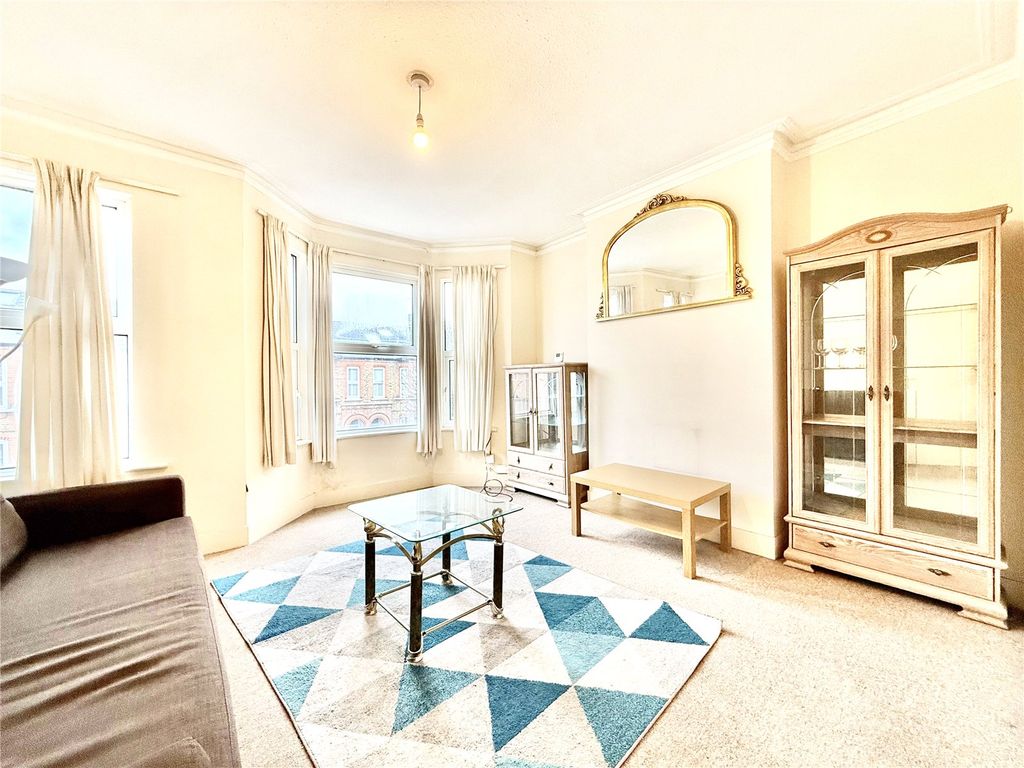 Property photo 1 of 5 Picture No. 19