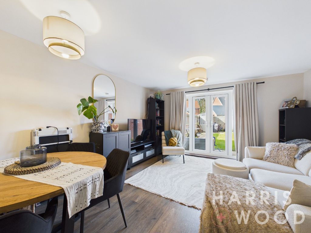 Property photo 3 of 24 5035813