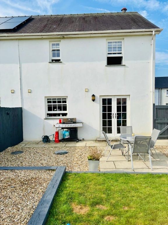 Property photo 3 of 20