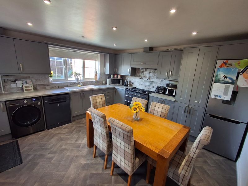 Property photo 2 of 28 Photo 22