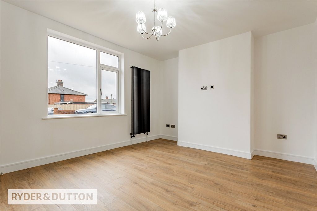 Property photo 2 of 14 Picture 2