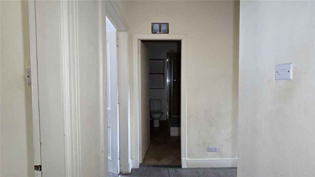 Property photo 2 of 9 Picture No. 03