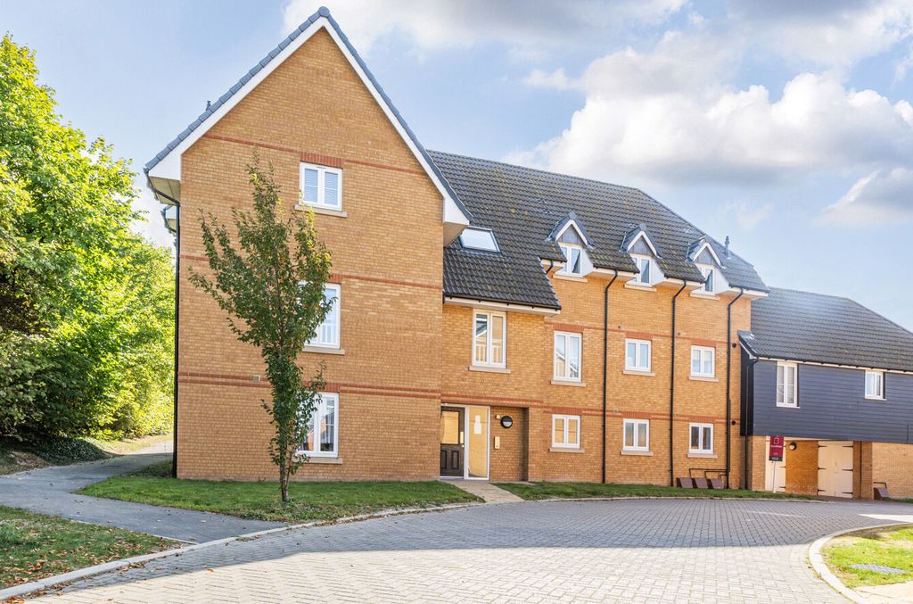 Property photo 2 of 9 1353836-2-68Dbf7A...