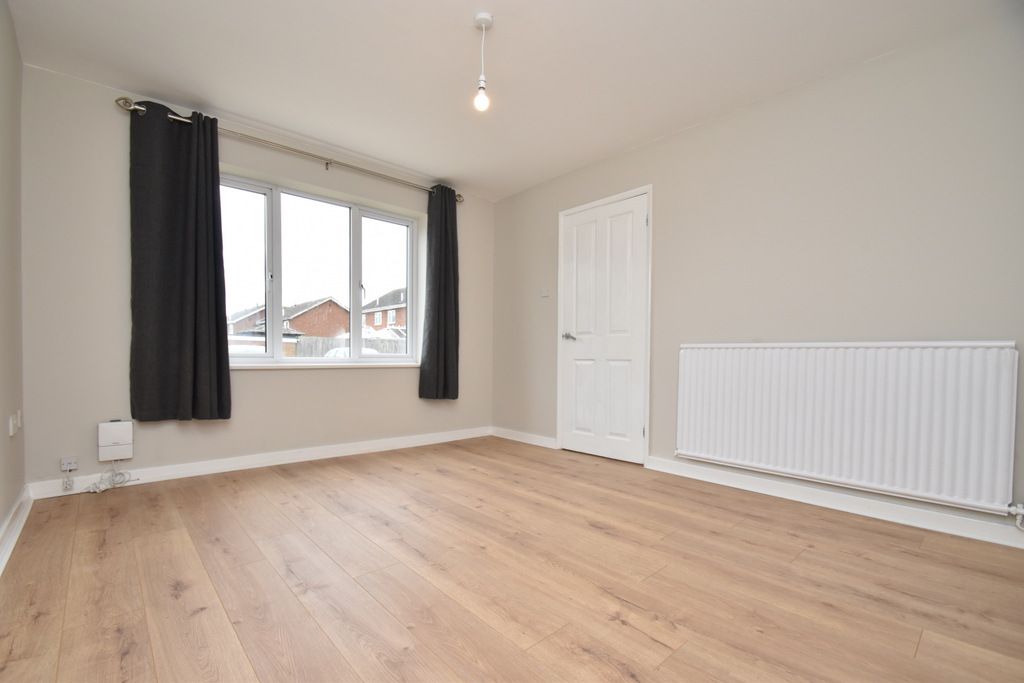 Property photo 3 of 17 Dsc_0112