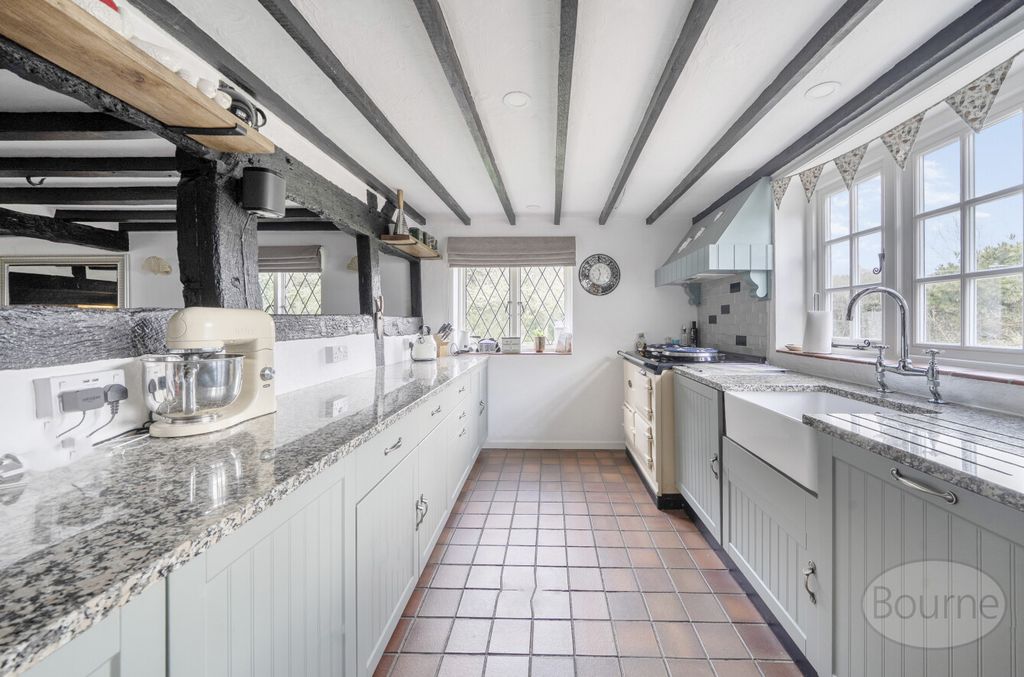 Property photo 3 of 19 c5B1Cca7-1523-4F0...