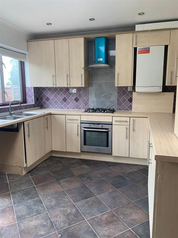 Property photo 3 of 15 Img-20250605-Wa0009.Jpg