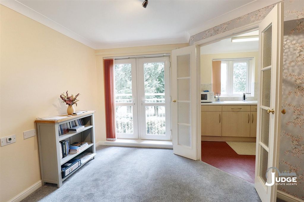 Property photo 3 of 19 Img_5684.Jpg