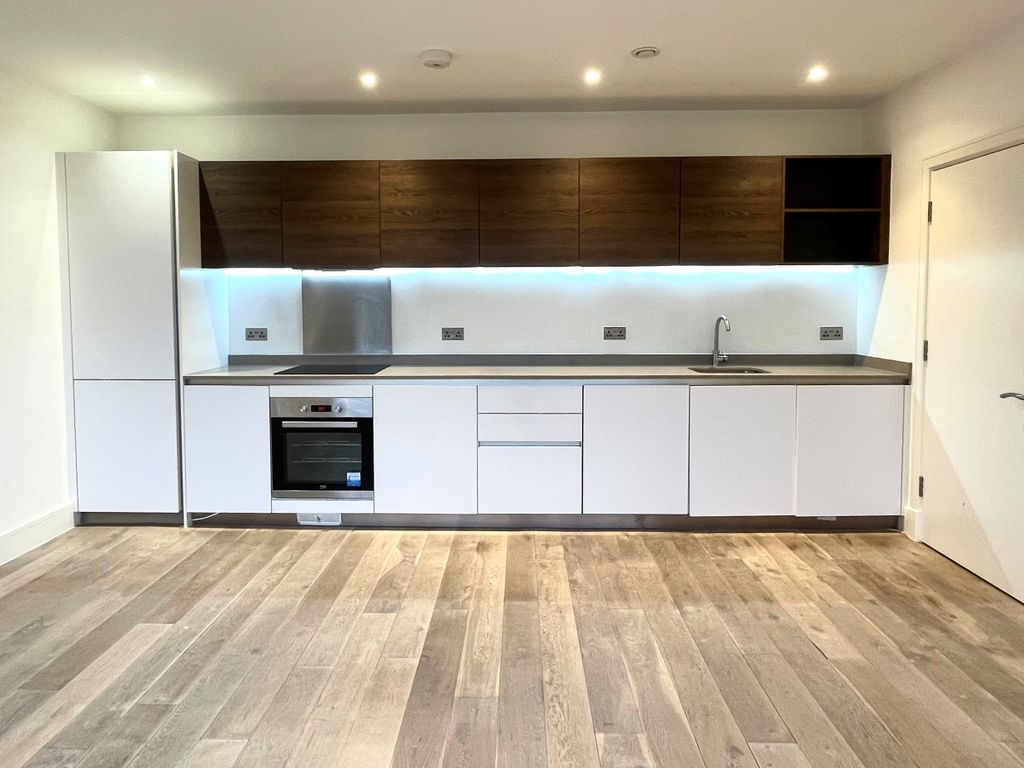 Property photo 3 of 5 Kitchen