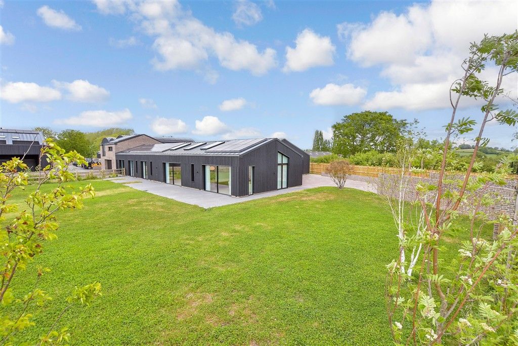 Property photo 2 of 30 External (Brochure)