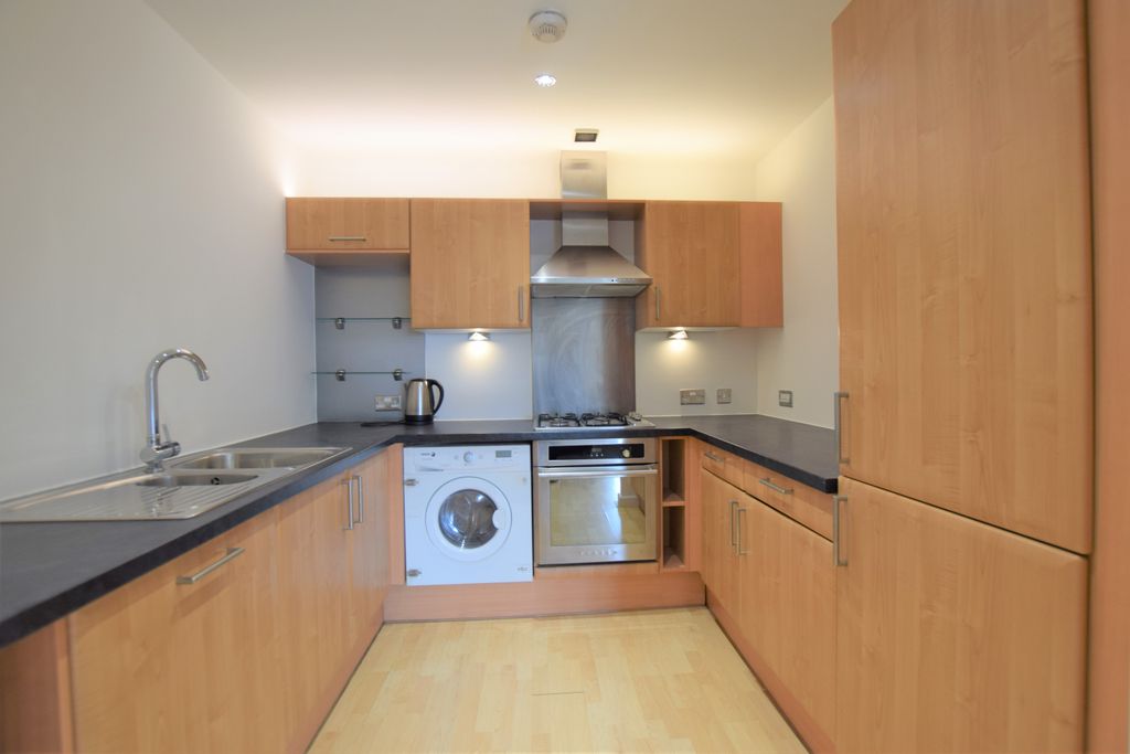 Property photo 2 of 9