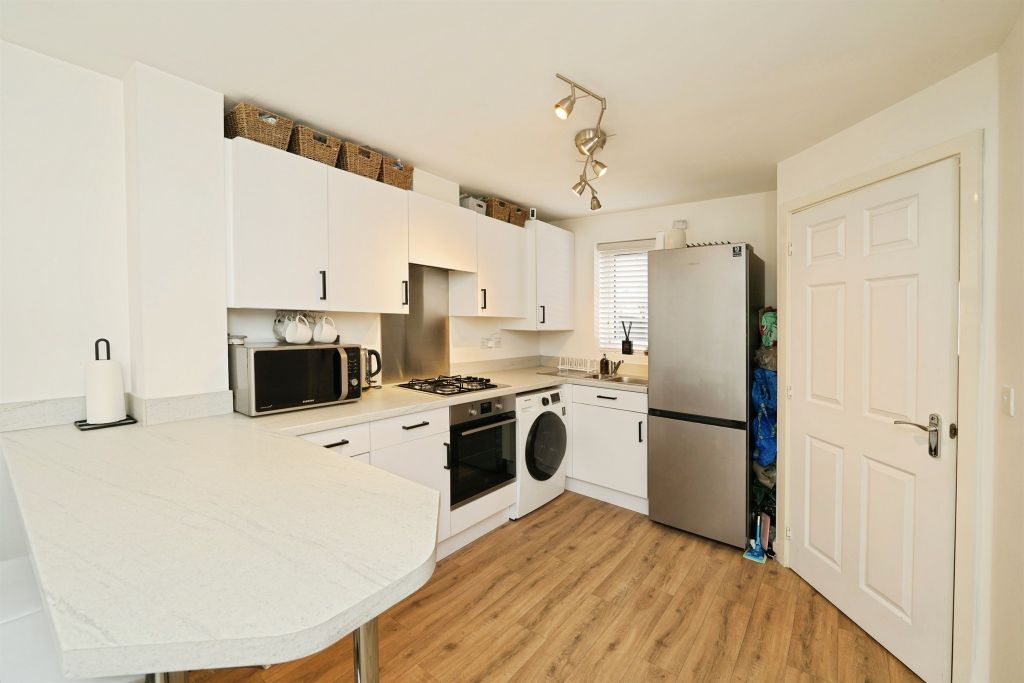 Property photo 3 of 13