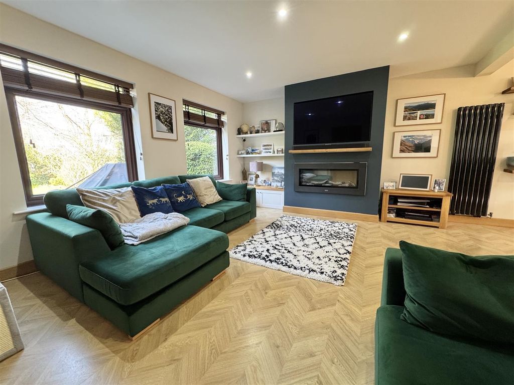 Property photo 3 of 24 Img_1478 2.Jpeg