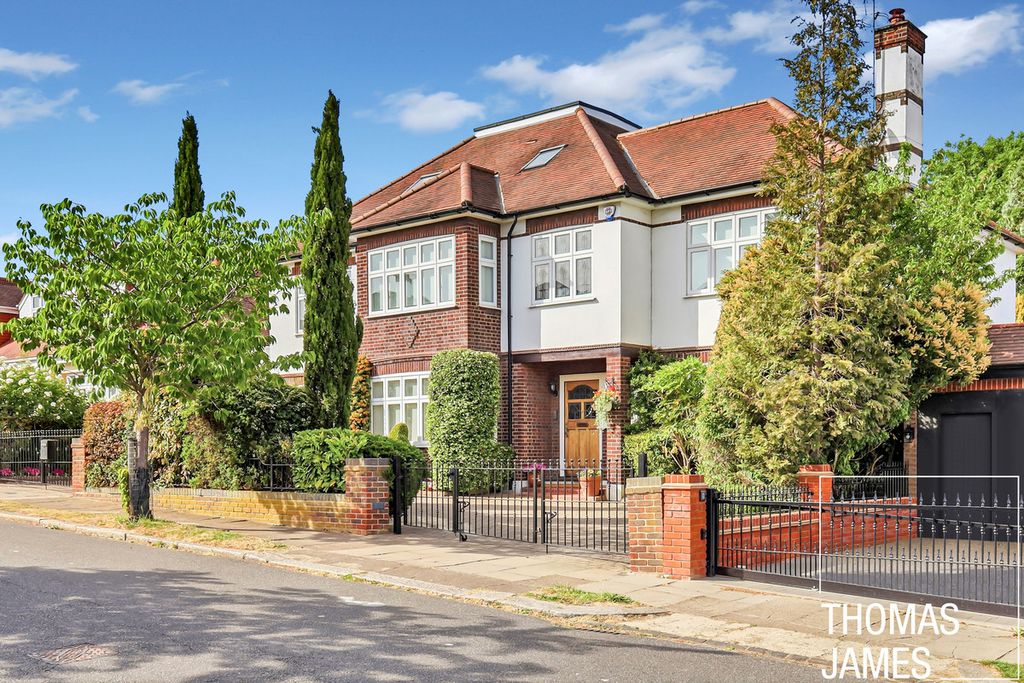 Property photo 1 of 48