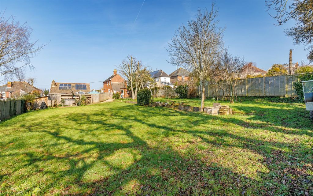 Property photo 1 of 35