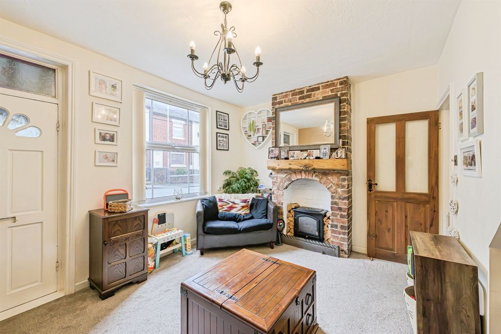 Property photo 3 of 16