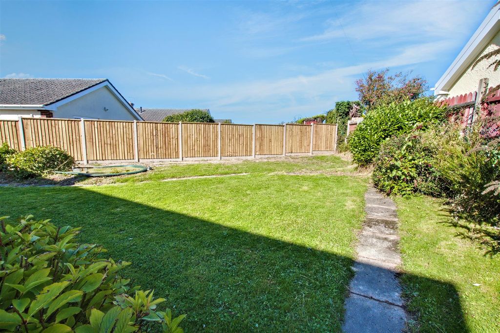 Property photo 2 of 41 Garden