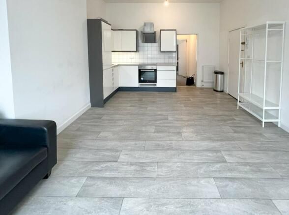 Property photo 3 of 7 Cave_St_3.Jpeg