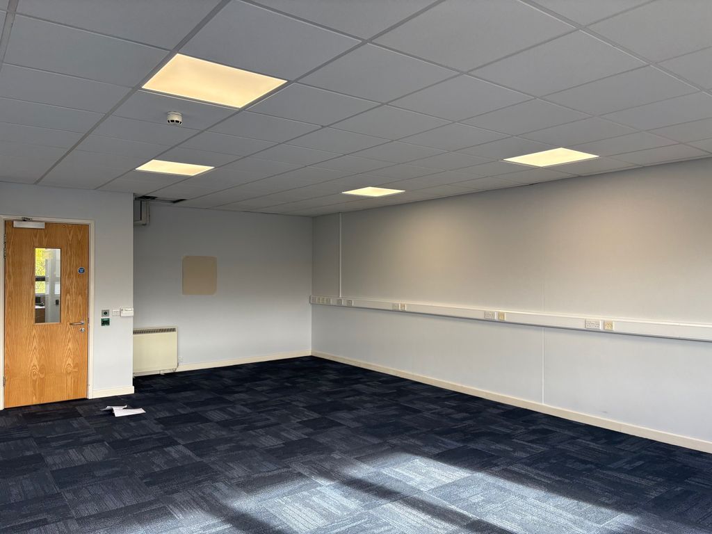 Property photo 2 of 13 Unit 87 Office