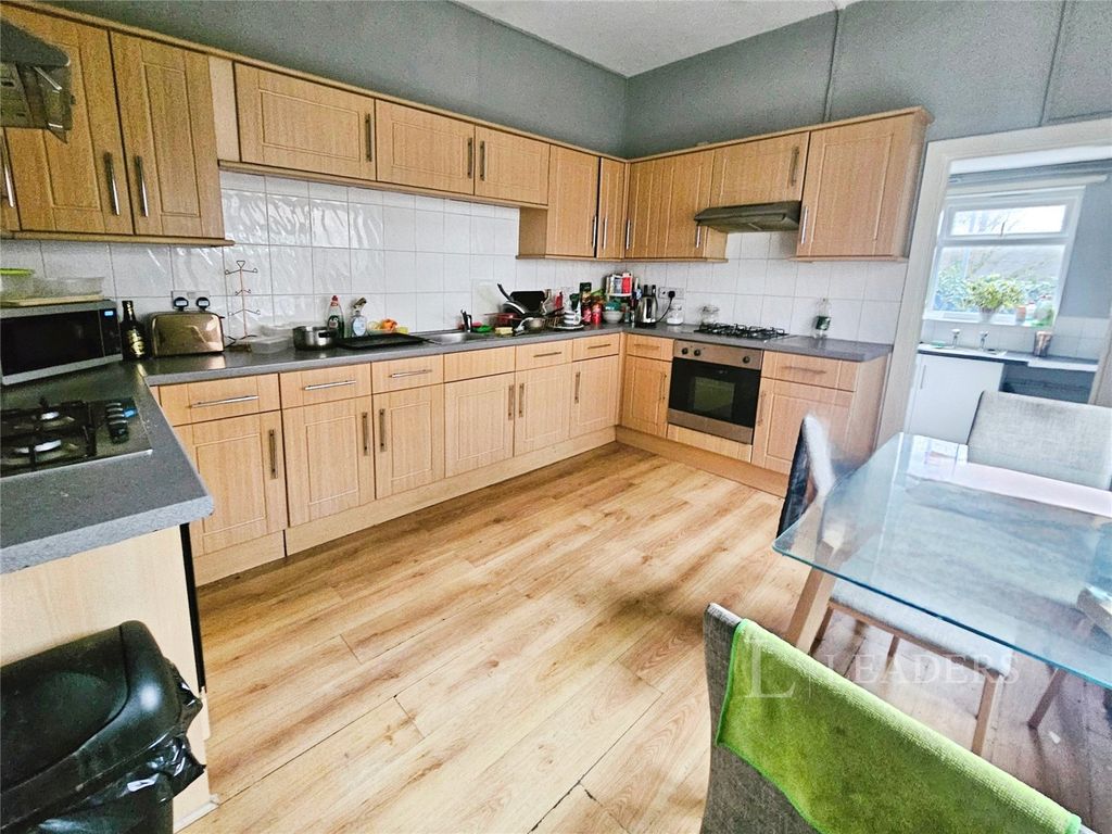 Property photo 3 of 16 Kitchen